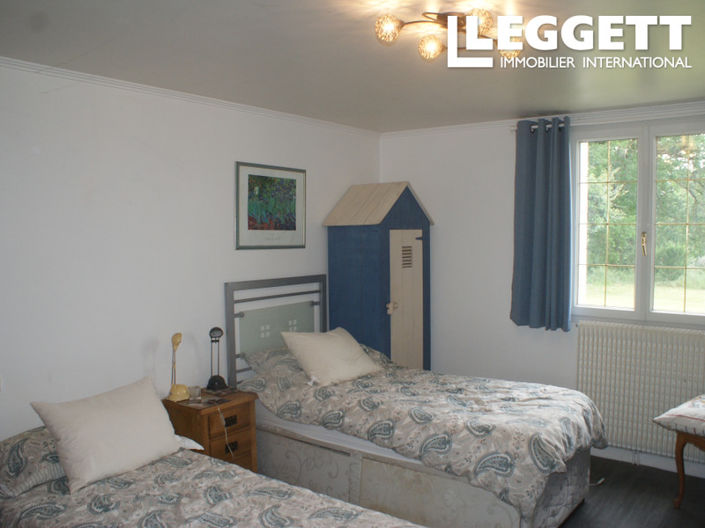 Image No.7-3 Bed House for sale