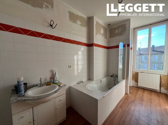 Image No.9-4 Bed House for sale