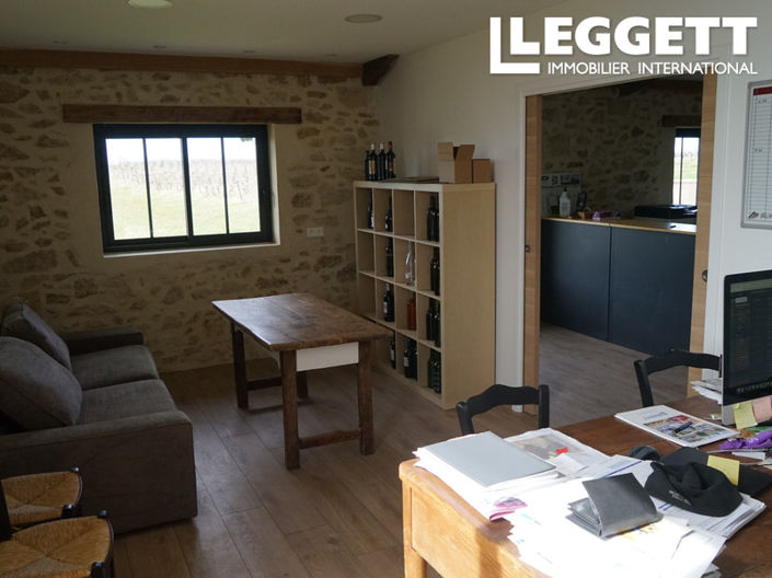 Image No.5-Commercial à vendre à Castelviel