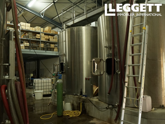 Image No.9-Commercial à vendre à Castelviel