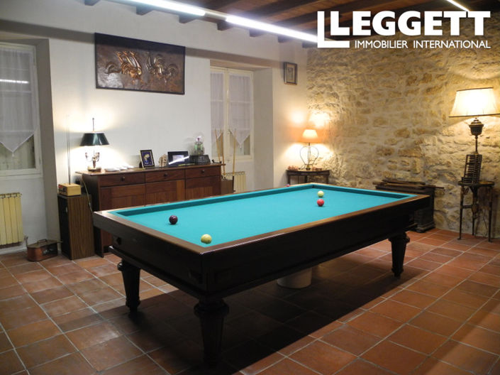 Image No.8-4 Bed House for sale