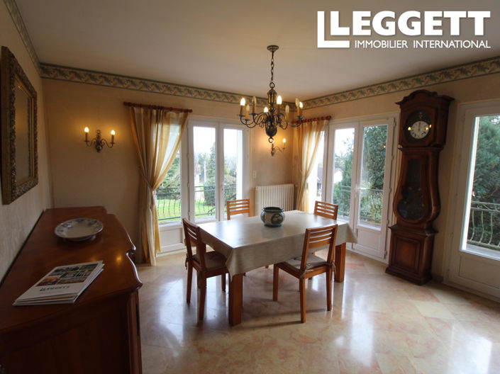 Image No.3-4 Bed House for sale