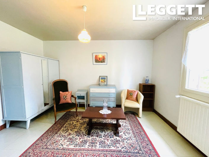 Image No.7-4 Bed House for sale