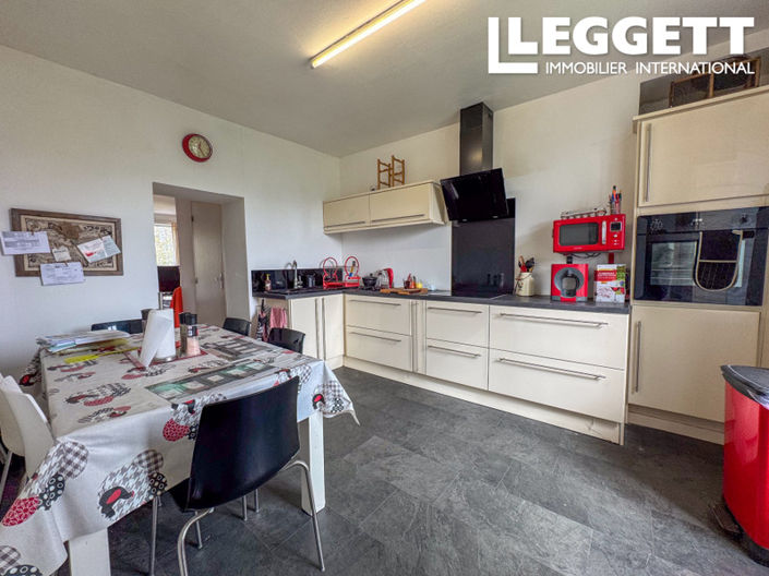 Image No.3-3 Bed House for sale