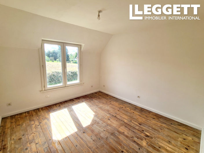 Image No.8-2 Bed House for sale