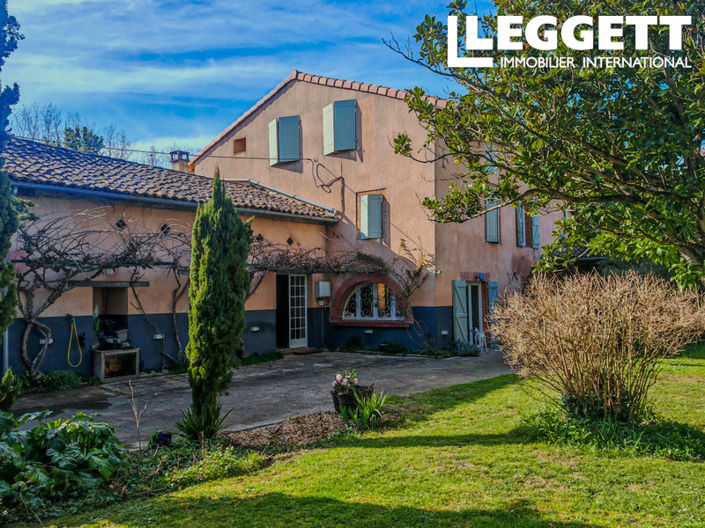 Image No.1-9 Bed House for sale