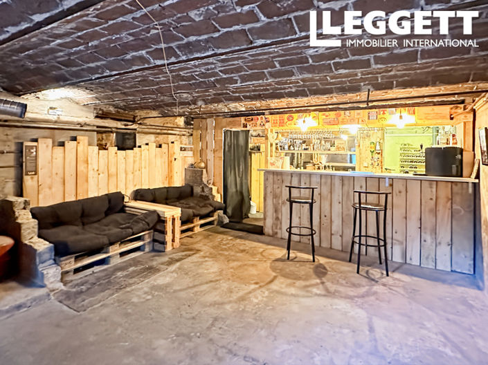 Image No.10-4 Bed House for sale