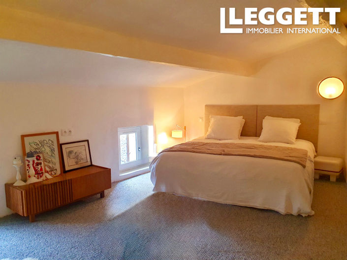 Image No.9-7 Bed House for sale