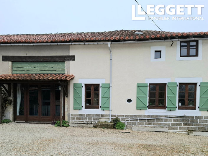 Image No.1-4 Bed House for sale