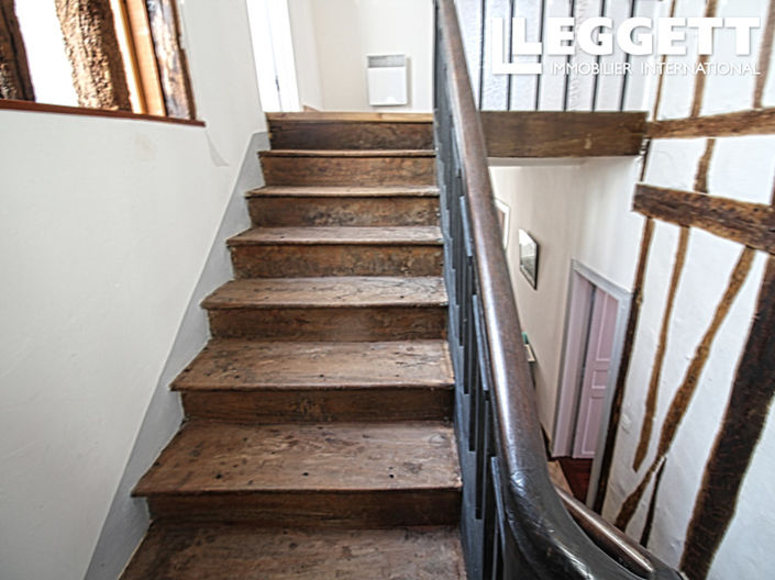 Image No.5-4 Bed House for sale