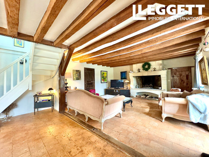 Image No.2-6 Bed House for sale