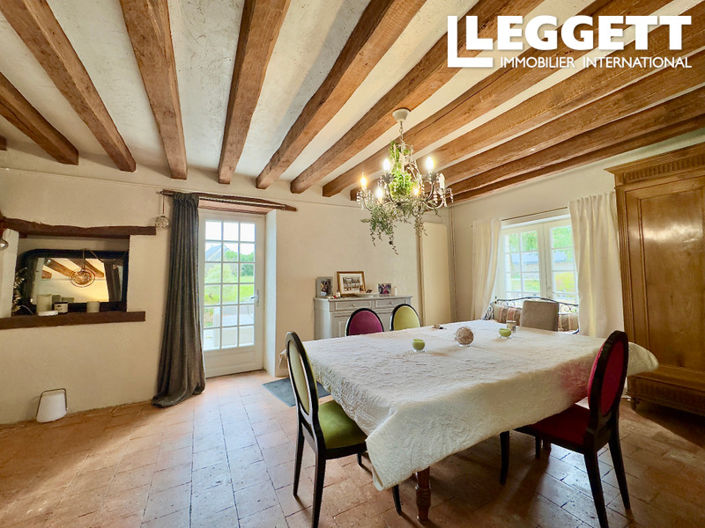 Image No.4-6 Bed House for sale