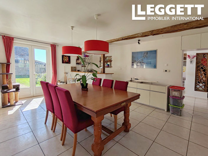 Image No.3-4 Bed House for sale