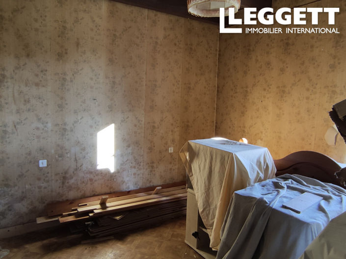 Image No.5-1 Bed House for sale