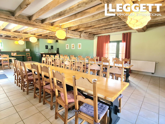 Image No.9-11 Bed Commercial for sale