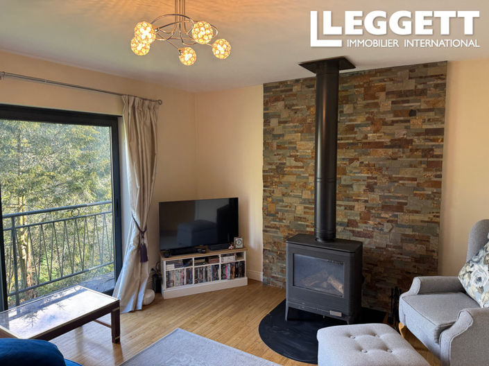 Image No.8-3 Bed House for sale