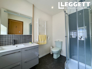 ahr0chm6ly9jzg4uagvzdglhlmltbw8vaw1hz2uvvevom