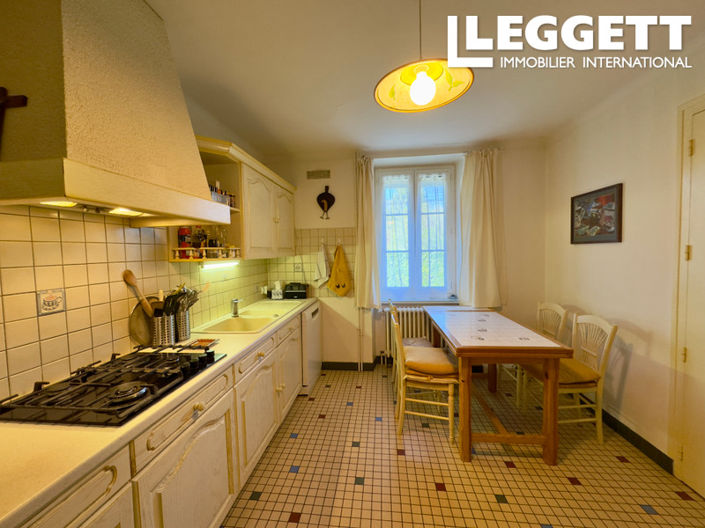 Image No.6-3 Bed House for sale