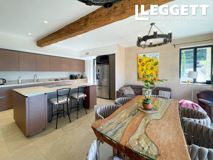 Image No.4-5 Bed House for sale