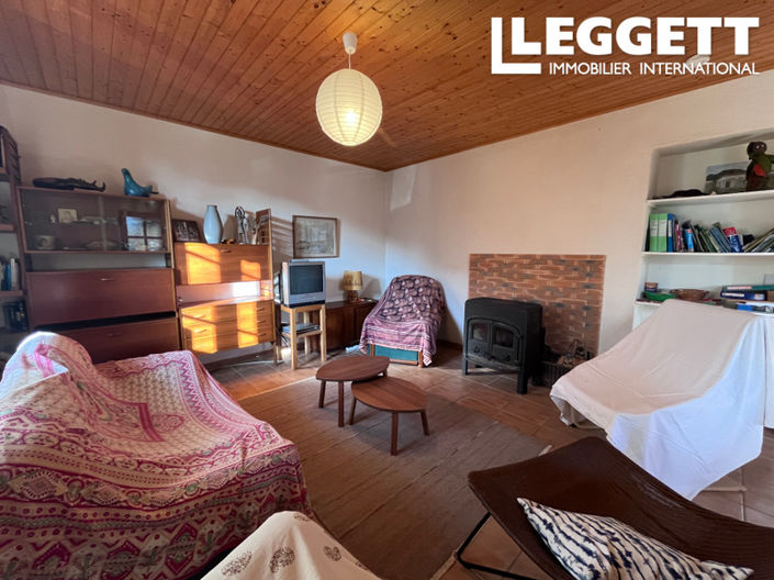 Image No.6-6 Bed House for sale