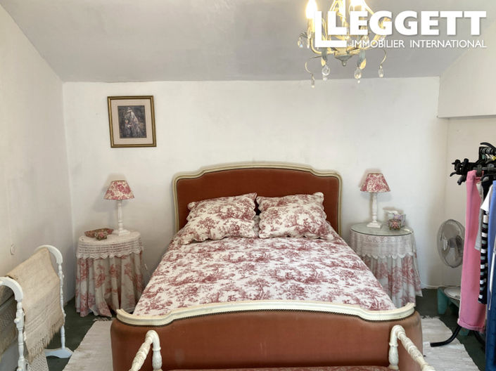 Image No.7-4 Bed House for sale