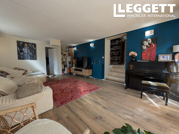 Image No.2-4 Bed House for sale