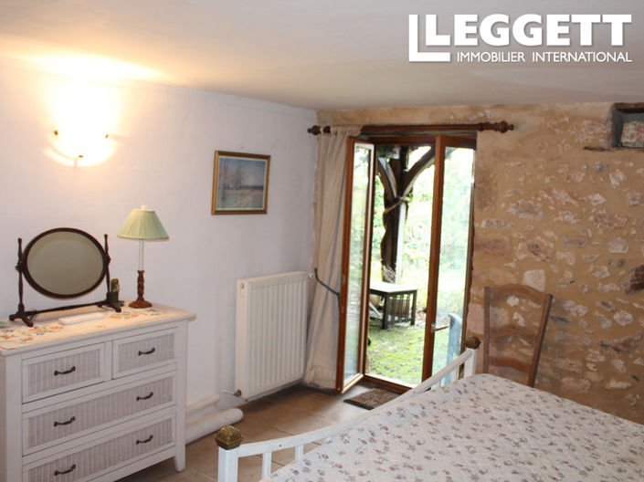 Image No.6-4 Bed House for sale