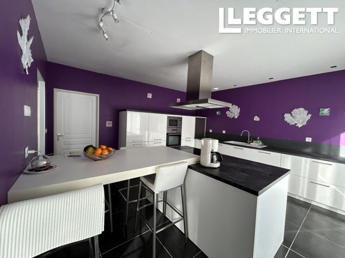 Image No.4-3 Bed House for sale