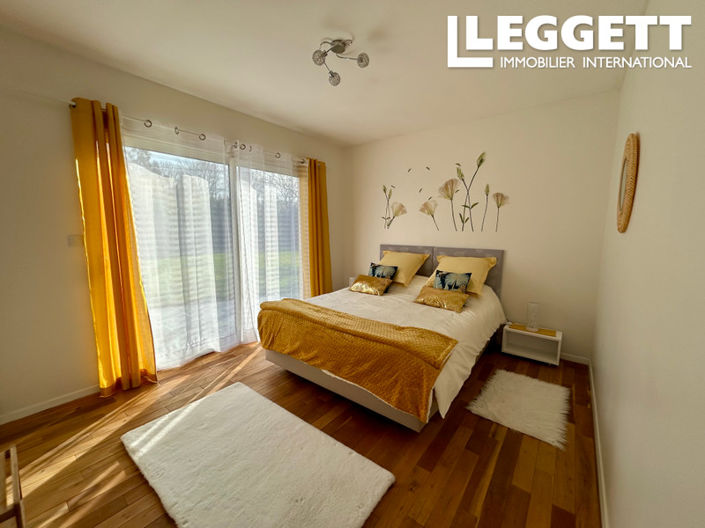 Image No.5-3 Bed House for sale