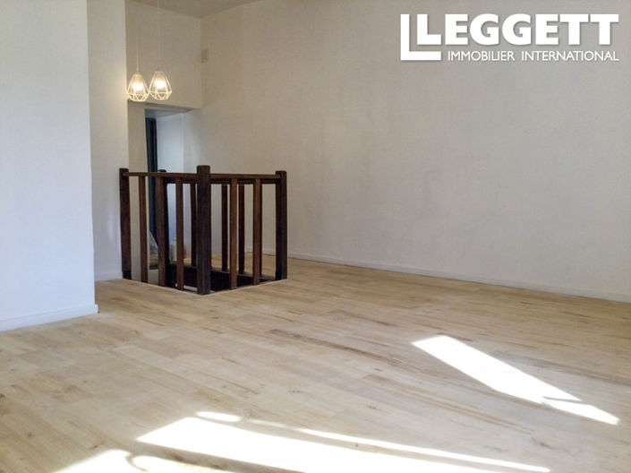 Image No.5-2 Bed House for sale