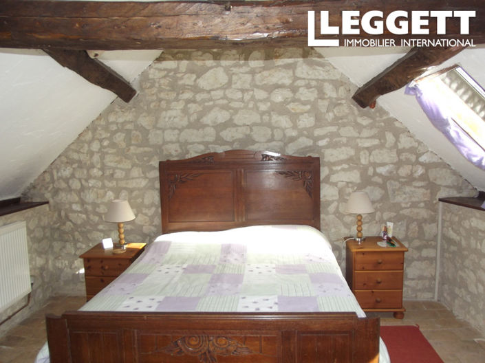 Image No.8-3 Bed House for sale