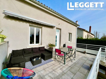 1 - Montrond-les-Bains, House