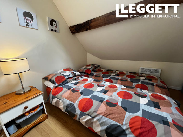 Image No.7-2 Bed House for sale