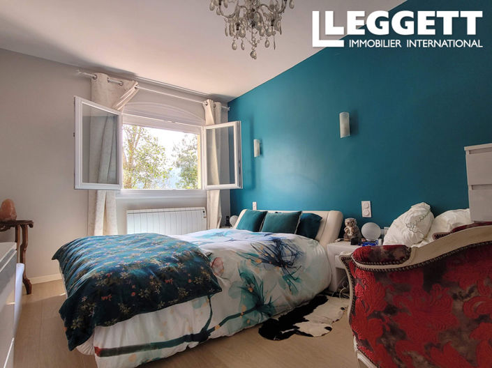 Image No.7-2 Bed House for sale