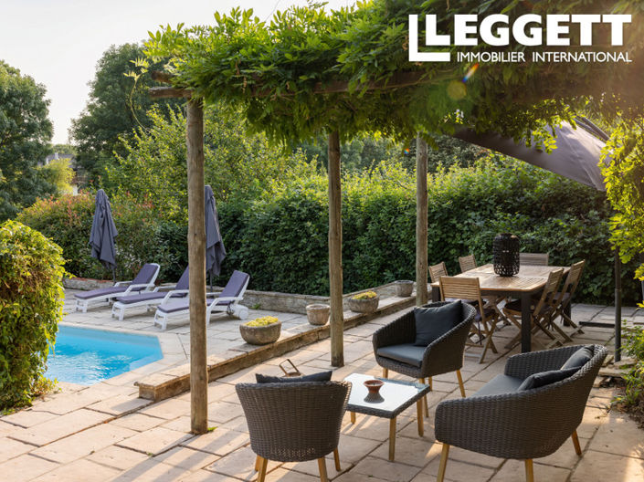 Image No.2-4 Bed House for sale