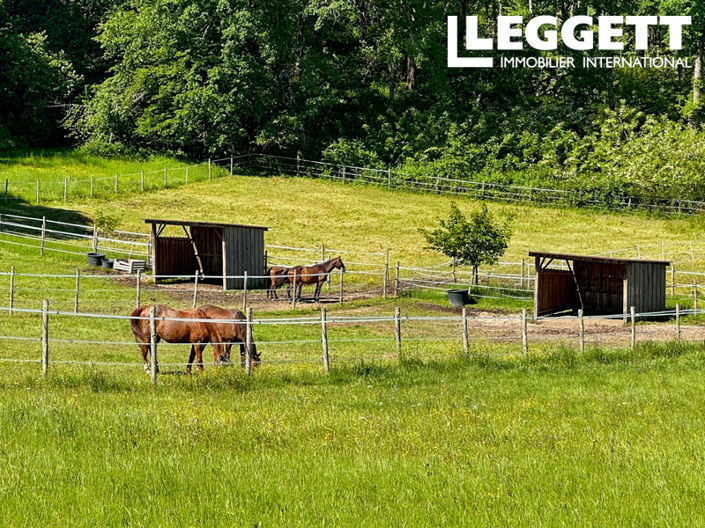 Image No.10-5 Bed House for sale