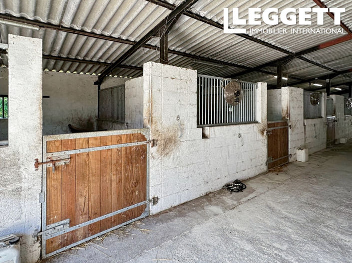 Image No.4-5 Bed House for sale