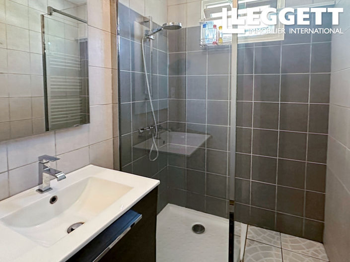 Image No.9-5 Bed House for sale