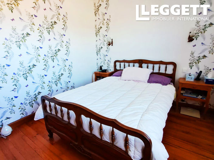 Image No.5-3 Bed House for sale