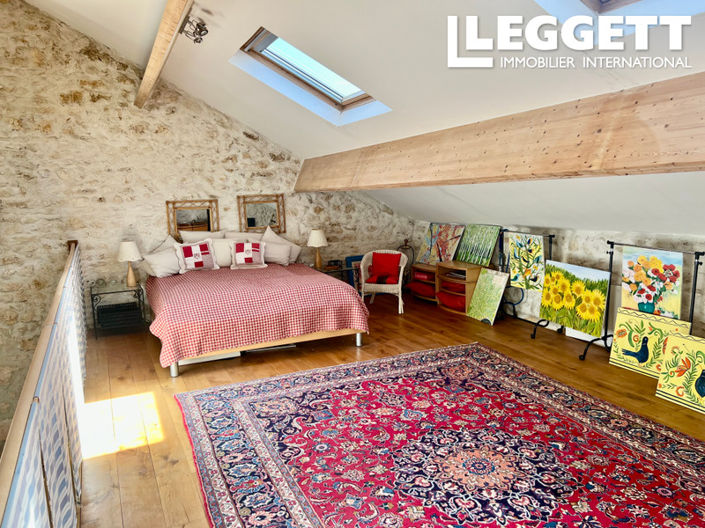 Image No.10-4 Bed House for sale