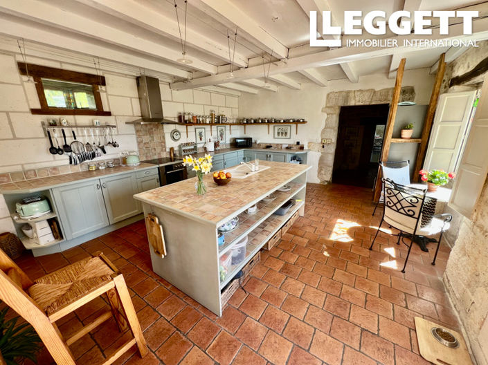 Image No.4-4 Bed House for sale