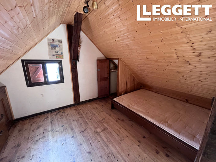 Image No.8-1 Bed House for sale