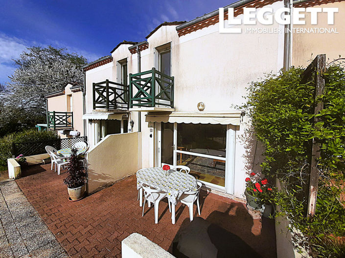 Image No.1-3 Bed House for sale