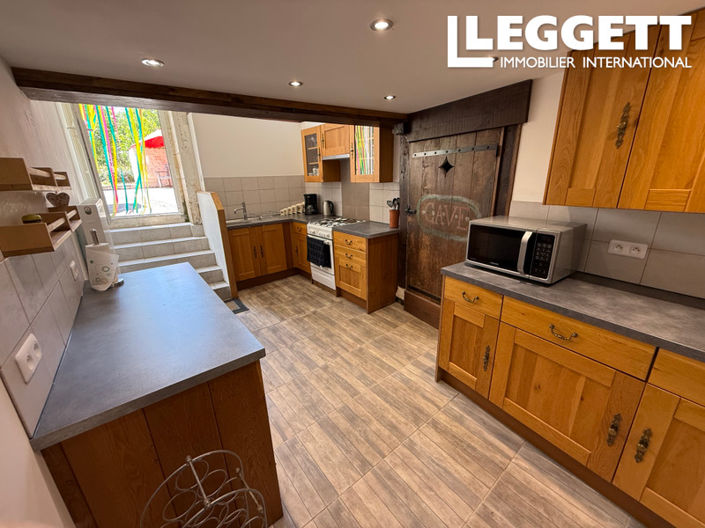 Image No.3-3 Bed House for sale