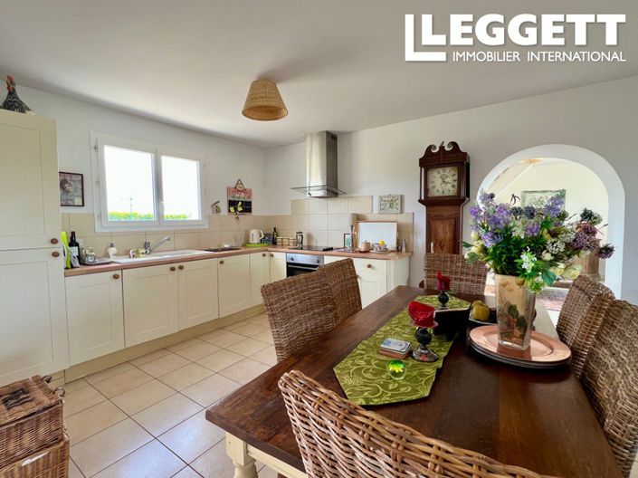 Image No.7-3 Bed House for sale