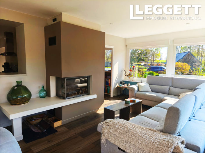 Image No.6-4 Bed House for sale