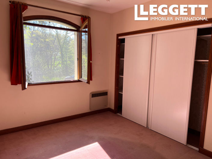 Image No.7-2 Bed House for sale