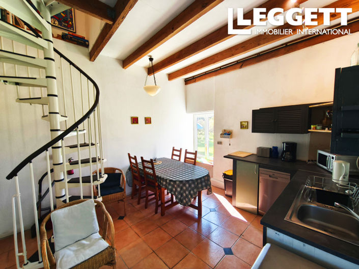 Image No.3-8 Bed House for sale