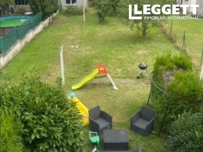 Image No.10-2 Bed House for sale