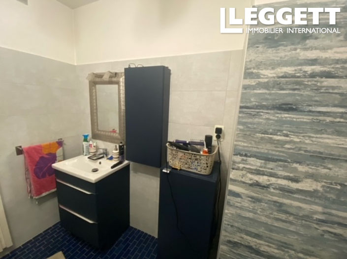 Image No.7-2 Bed House for sale